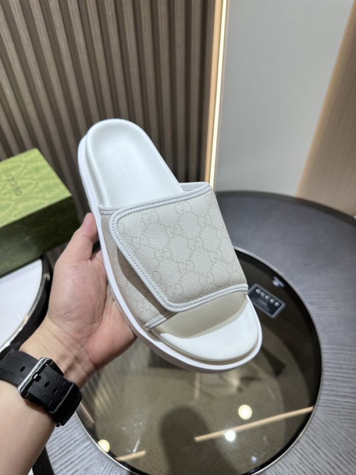 GUCC SLIPPERS