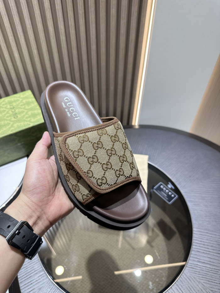 GUCC SLIPPERS
