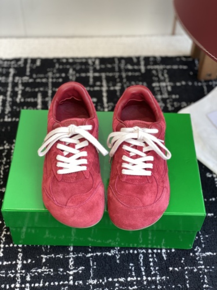 BOTTEGA VENETA SNEAKER