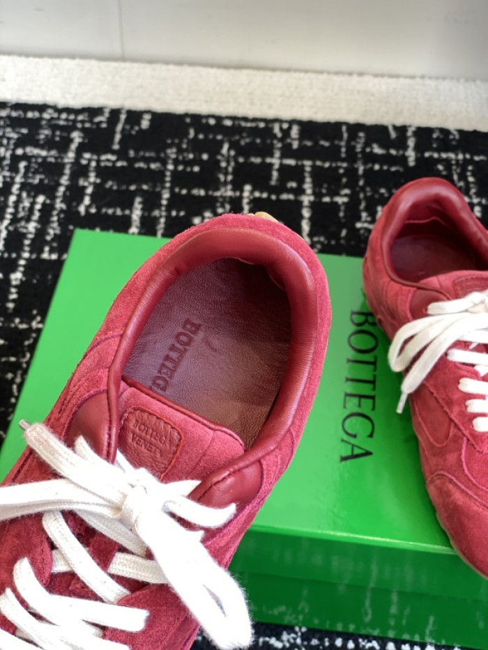 BOTTEGA VENETA SNEAKER