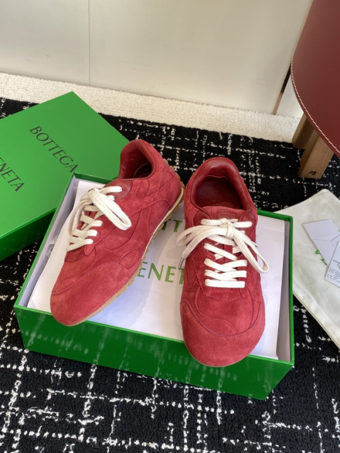 BOTTEGA VENETA SNEAKER