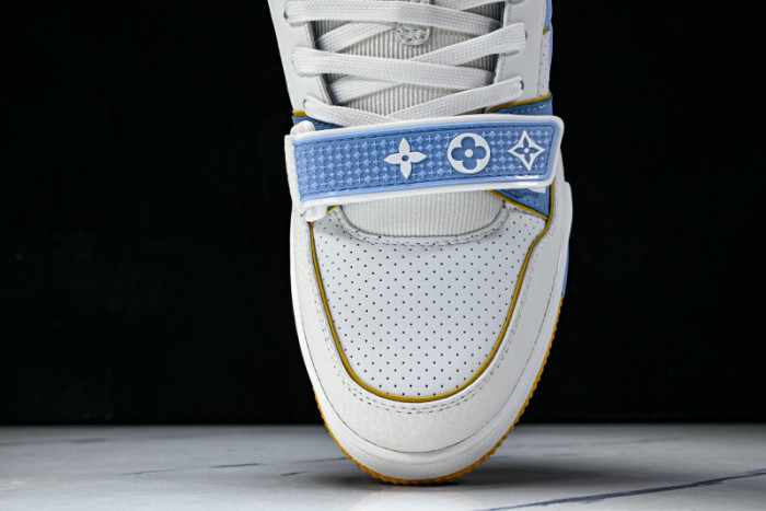 LV SNEAKER TRAINER FOR-LV388