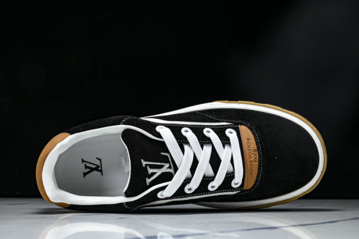 LV SNEAKER FOR-LV402