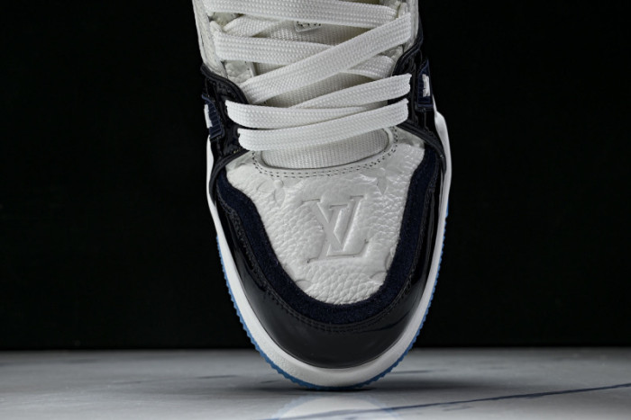 LV SNEAKER TRAINER FOR-LV405