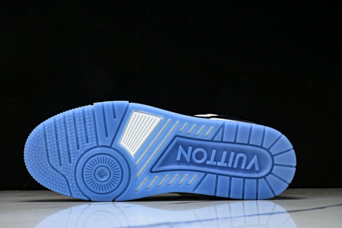 LV SNEAKER TRAINER FOR-LV405