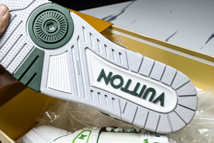 LV SNEAKER TRAINER FOR-LV409