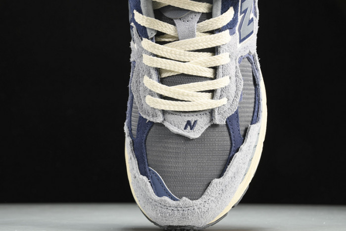 New Balance ‘Refined Future’ M2002RDI