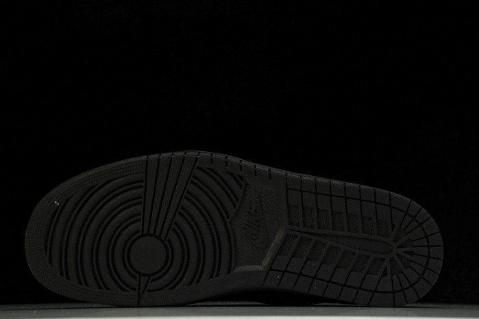 LV x Travis Scott x Air Jordan 1 Low OG 1A9VD7