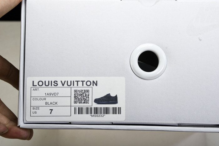 LV x Travis Scott x Air Jordan 1 Low OG 1A9VD7