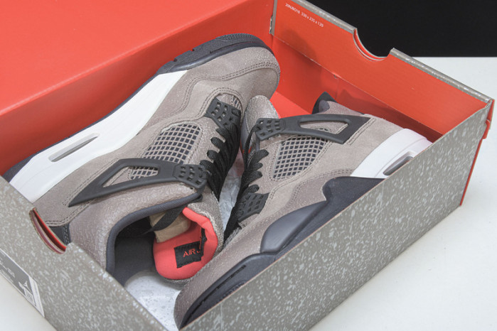 Air Jordan 4 Retro Taupe Haze DB0732-200