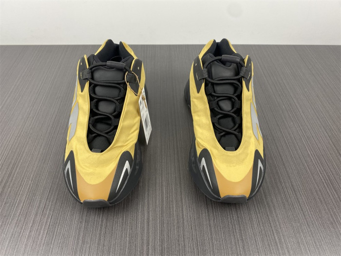 Adidas Yeezy Boost 700 MNVN Honey Flux GZ0717