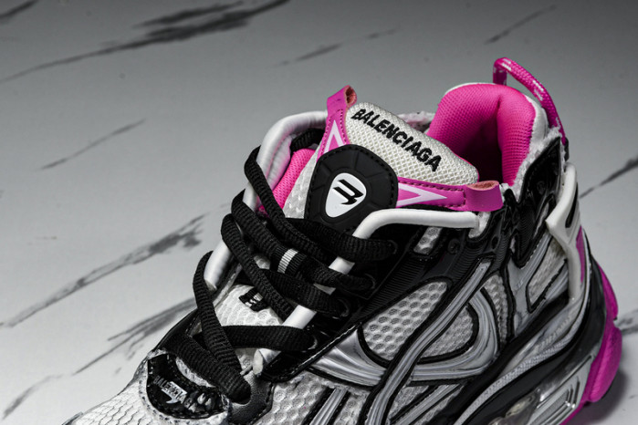 BLCG RUNNER 7W3RBW-9155