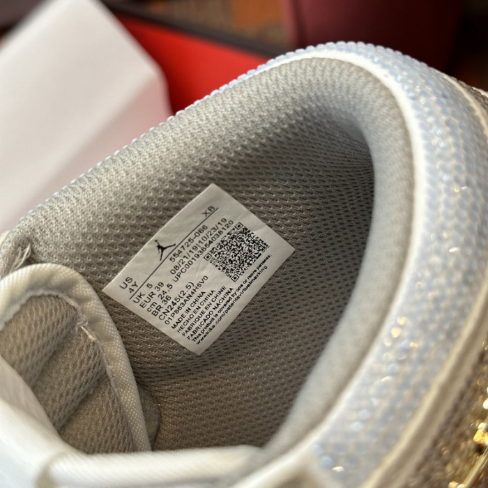 AIR JORDAN 1 RETRO AJ-05