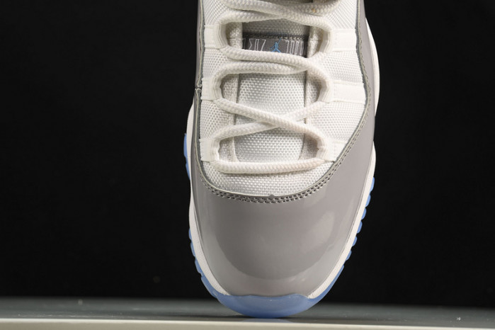 Air Jordan 11 "Cement Grey"  AV2187-140