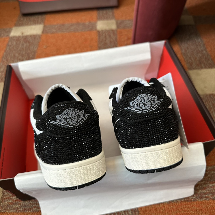 AIR JORDAN 1 RETRO AJ-35