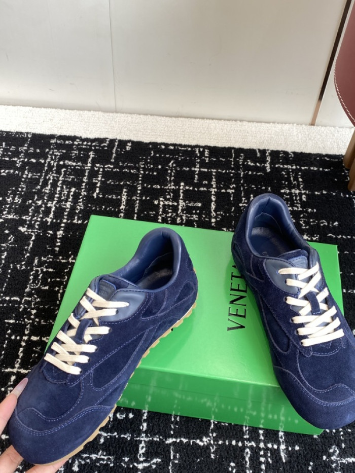 BOTTEGA VENETA SNEAKER