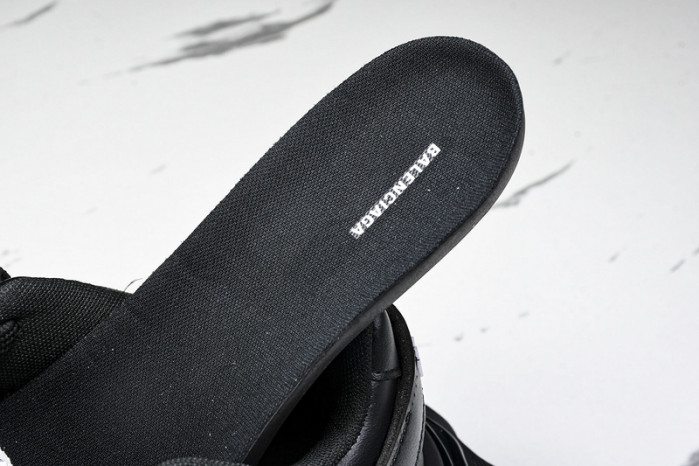 BLCG CARGO WVCOLT 1000