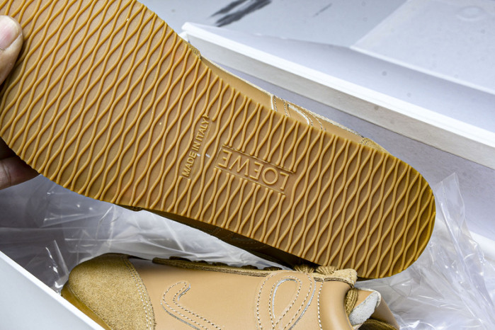 L*0ewe Ballet Runner LW-FOR16