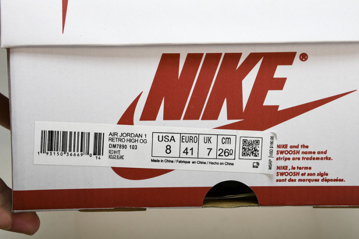 Travis Scott x Air Jordan 1 Low OG  DM7890-103