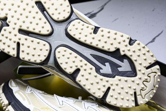 OF C/O SNEAKER FOR-022301