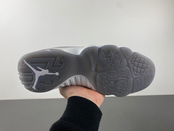 Air Jordan 9 Retro