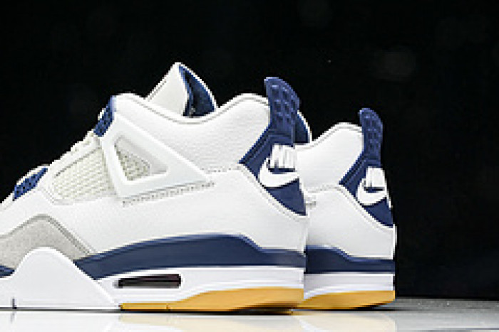 Air Jordan 4 Retro SB Navy  DR5415-100