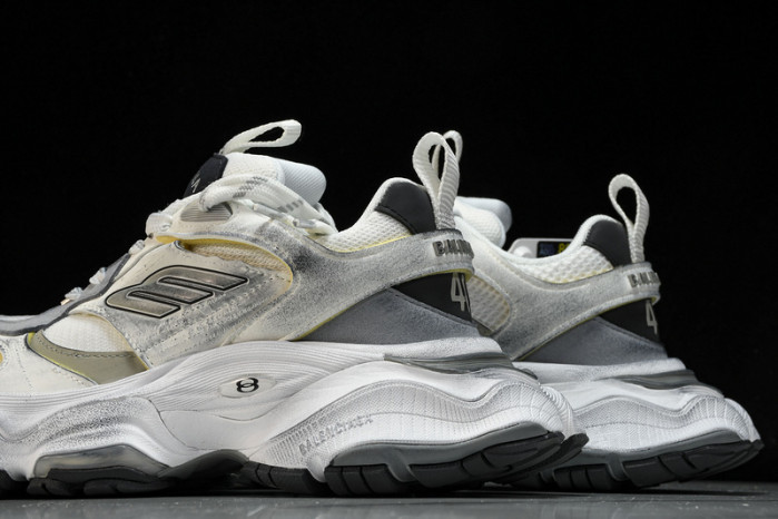 BLCG CARGO W2MV1 9012