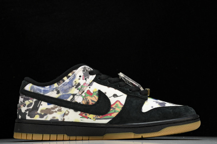 Dunk SB Supreme × Nike Dunk Low “Rammellzee”  FD8778-001