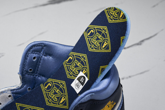 Air Jordan 1 High OG“First in Flight”  FD2596-400