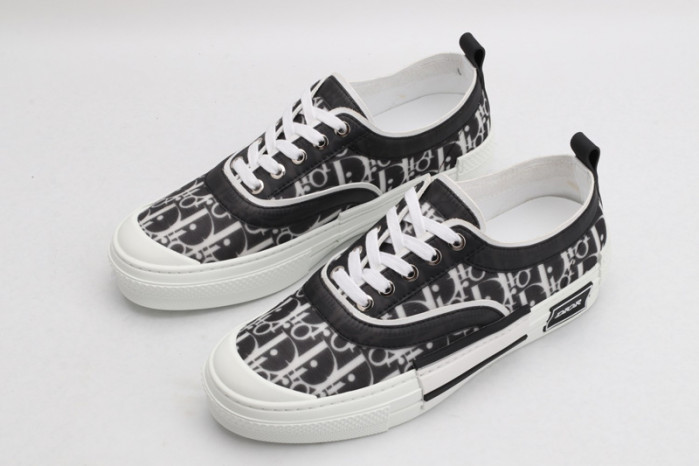 D10R B23 Sneakers Low Top