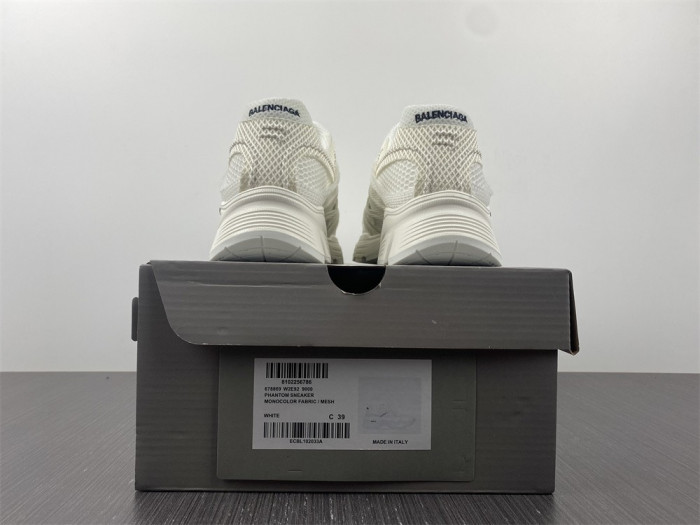 BLCG PHANTOM YEESHOES042101