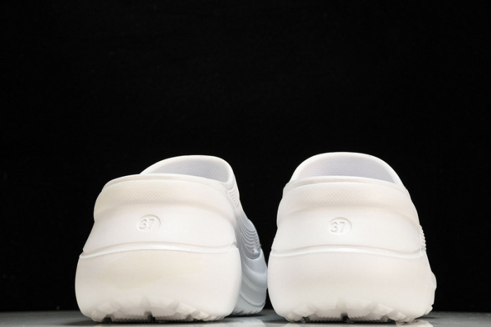 BLCG POOL CROCS  SLIDES W1S8E-9000