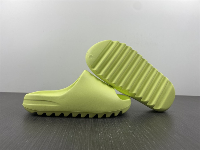 Yeezy Slide