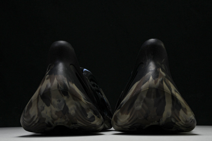 Yeezy Foam Runner “MX CARDON" lD4126