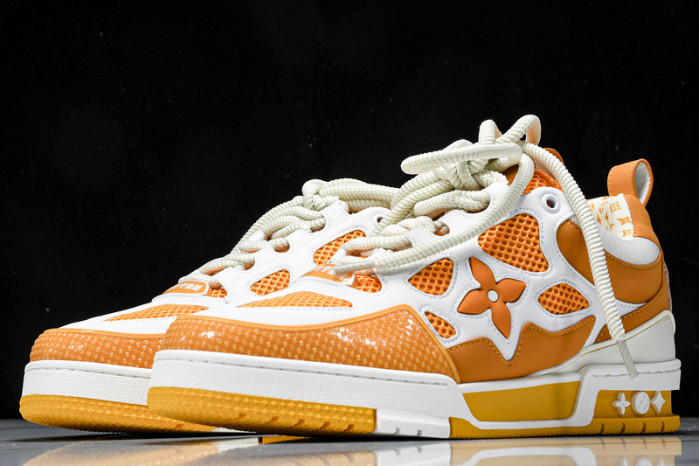 LV SNEAKER LOW 012402