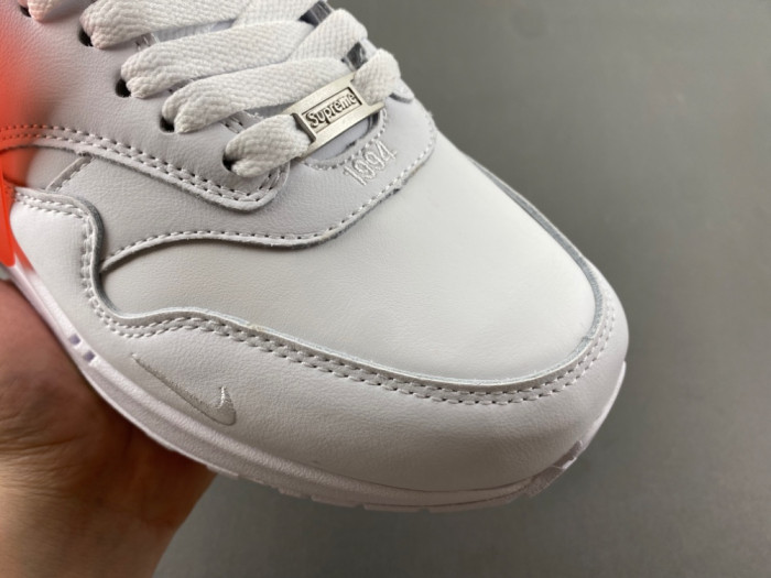 Supreme x Nike Air Max 1