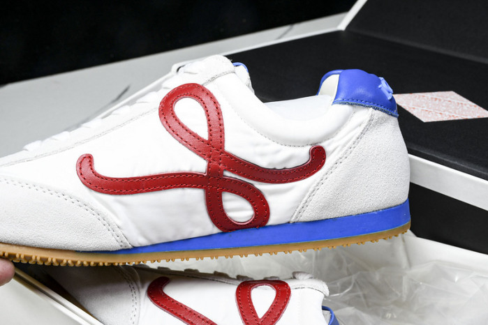 L*0ewe Ballet Runner LW-FOR01