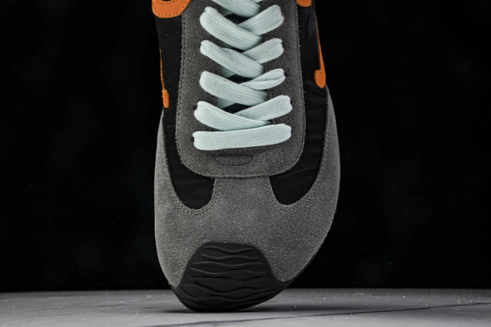 L*0ewe Ballet Runner LW-FOR07