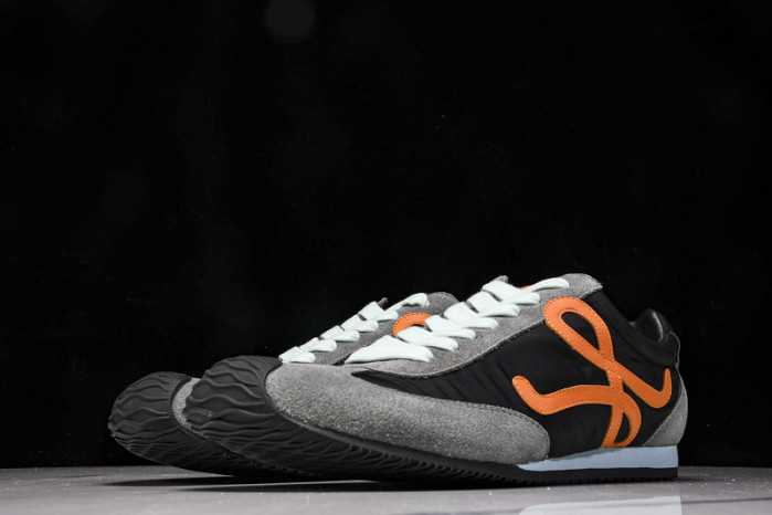 L*0ewe Ballet Runner LW-FOR07