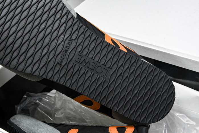 L*0ewe Ballet Runner LW-FOR07