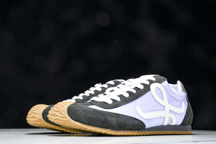 L*0ewe Ballet Runner LW-FOR09