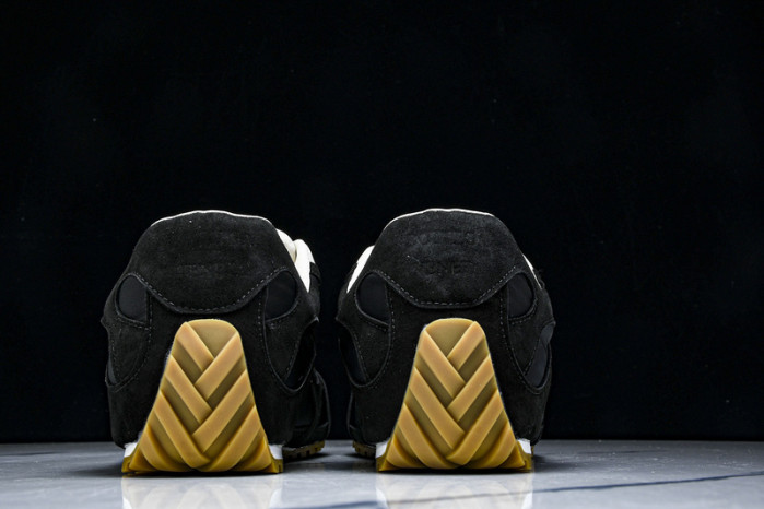 BOTTEGA VENETA SNEAKER