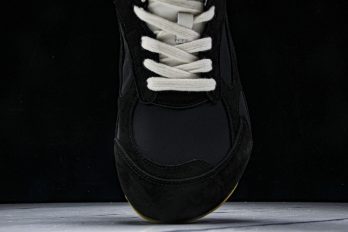 BOTTEGA VENETA SNEAKER