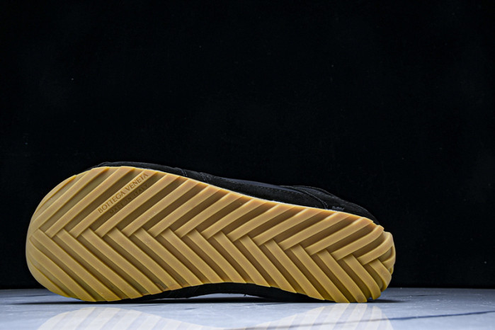 BOTTEGA VENETA SNEAKER