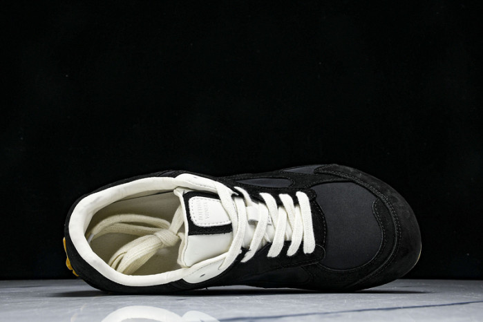 BOTTEGA VENETA SNEAKER