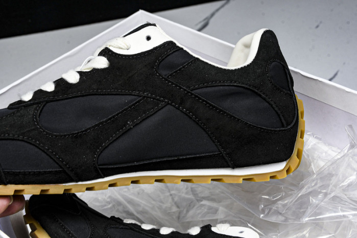 BOTTEGA VENETA SNEAKER
