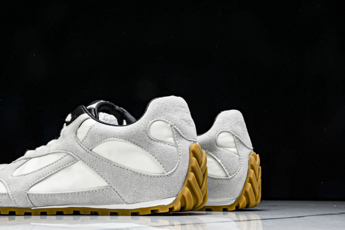 BOTTEGA VENETA SNEAKER