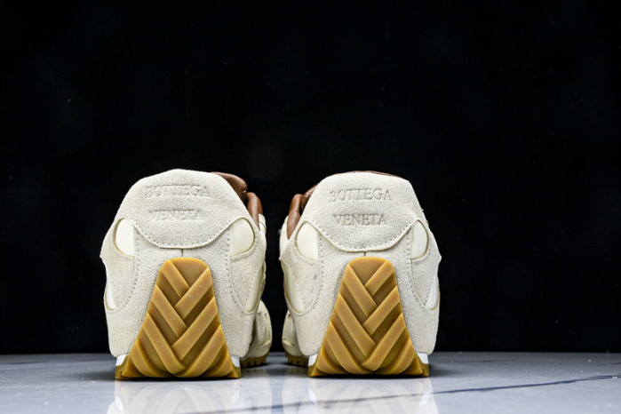 BOTTEGA VENETA SNEAKER