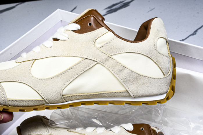 BOTTEGA VENETA SNEAKER