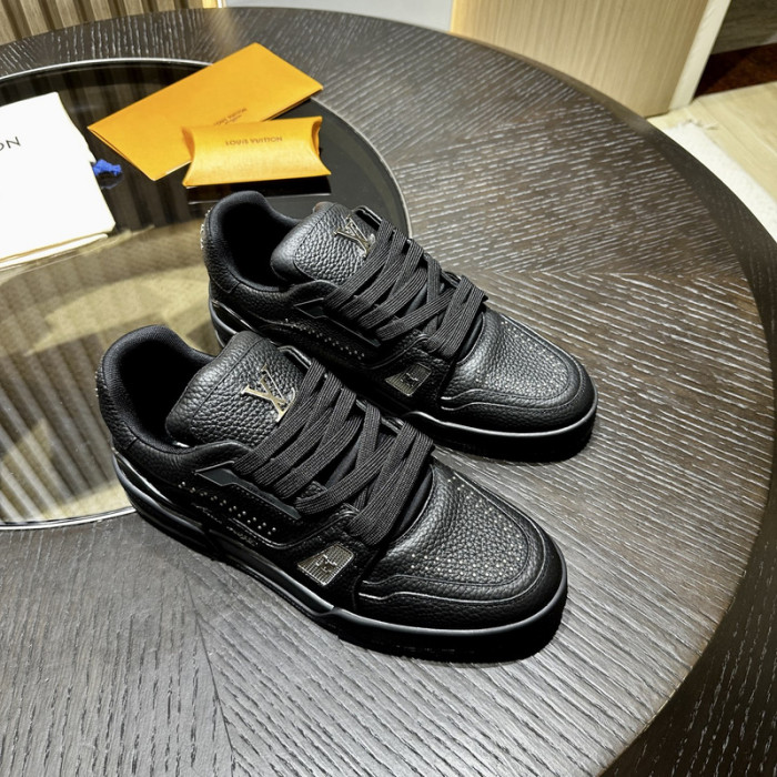 LV SNEAKER TRAINER FOR-LV322